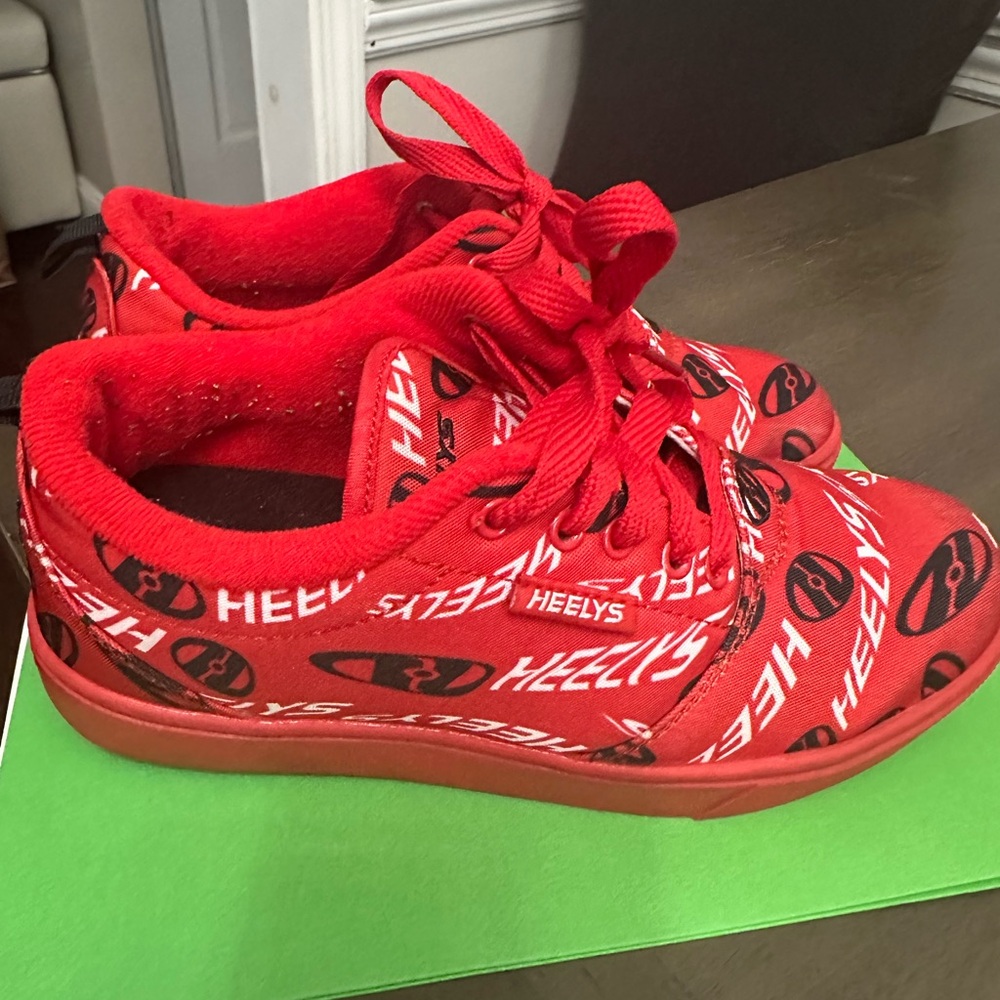 Heelys Kids Red and Black Sneakers